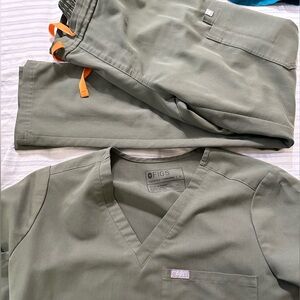 Figs Scrubs Set